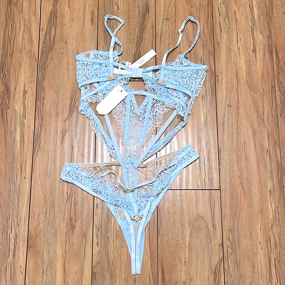 NWT For Love and Lemons Butterfly Lace Teddy - Picture 6 of 8